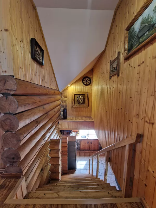 trepes uz 2.stāvu